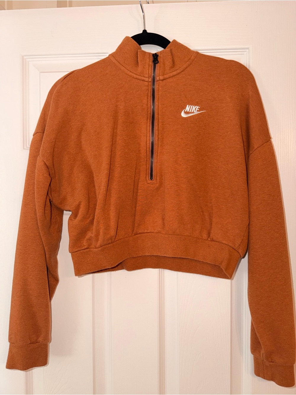 Nike women’s cropped quarter zip